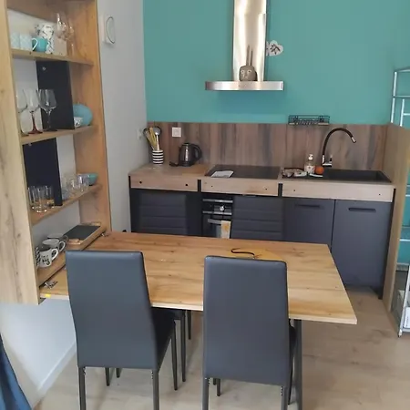 Espace Atypique Detente, Bien-Etre Saint-Clair-de-la-Tour Extérieur photo